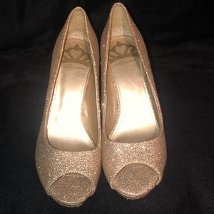 Gold sparkle heels